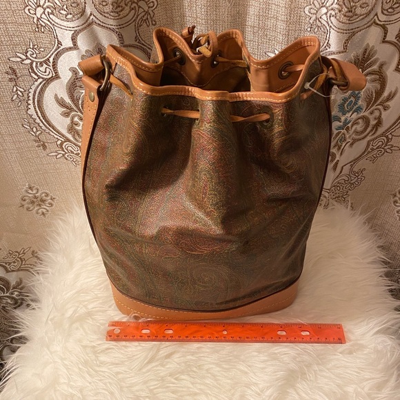 Etro bucket bag - Picture 2 of 5
